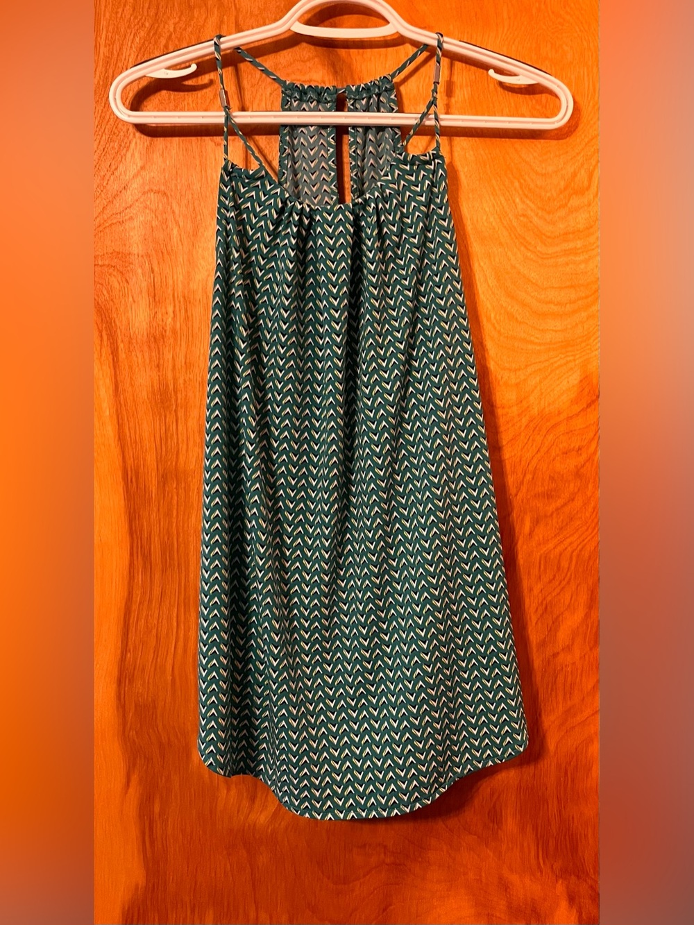 Worthington Spaghetti Strap Flowy Green Top Size Small